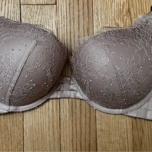 Victoria's Secret Very Sexy Bombshell Bra